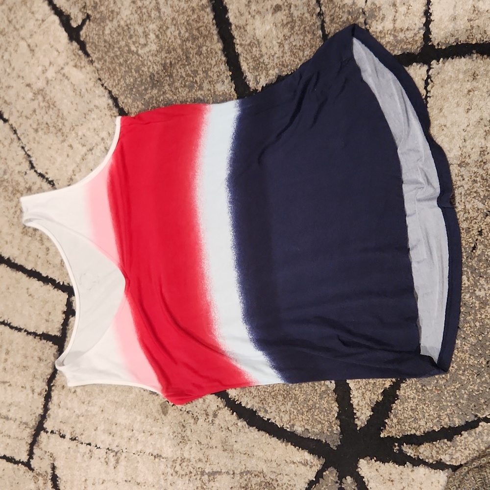 Maurices patriotic tank